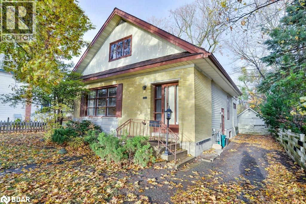 146 West Street N, Orillia