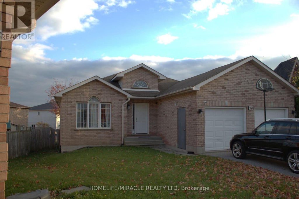 38 Dunsmore Lane, Barrie (georgian Drive)