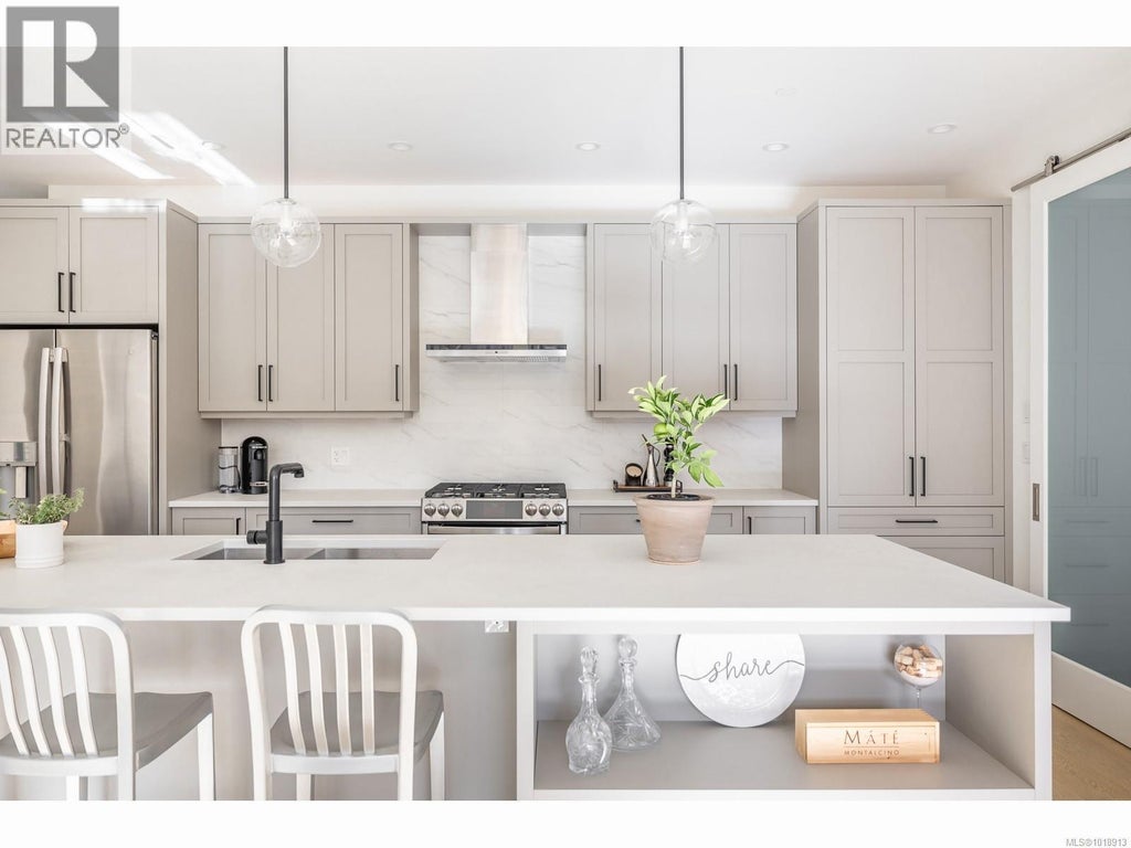 850 Claymore Crecent, Qualicum Beach