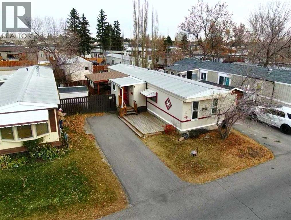 38, 6220 17 Avenue Se, Calgary