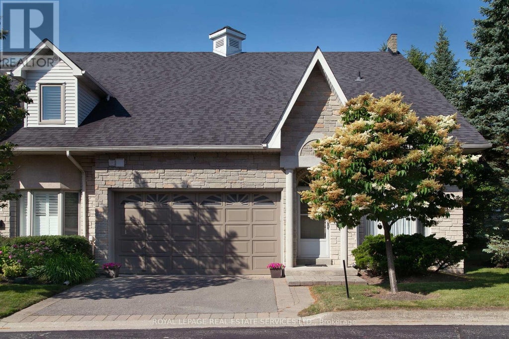 21 - 1010 Cristina Court, Mississauga (clarkson)