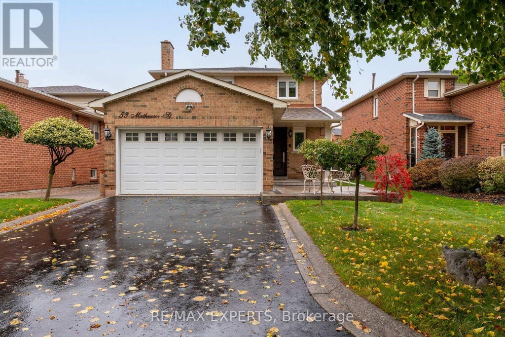 53 Mathewson Street, Vaughan (maple)