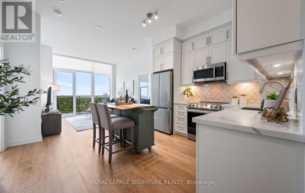 Ph07 - 105 Oneida Crescent, Richmond Hill (langstaff)