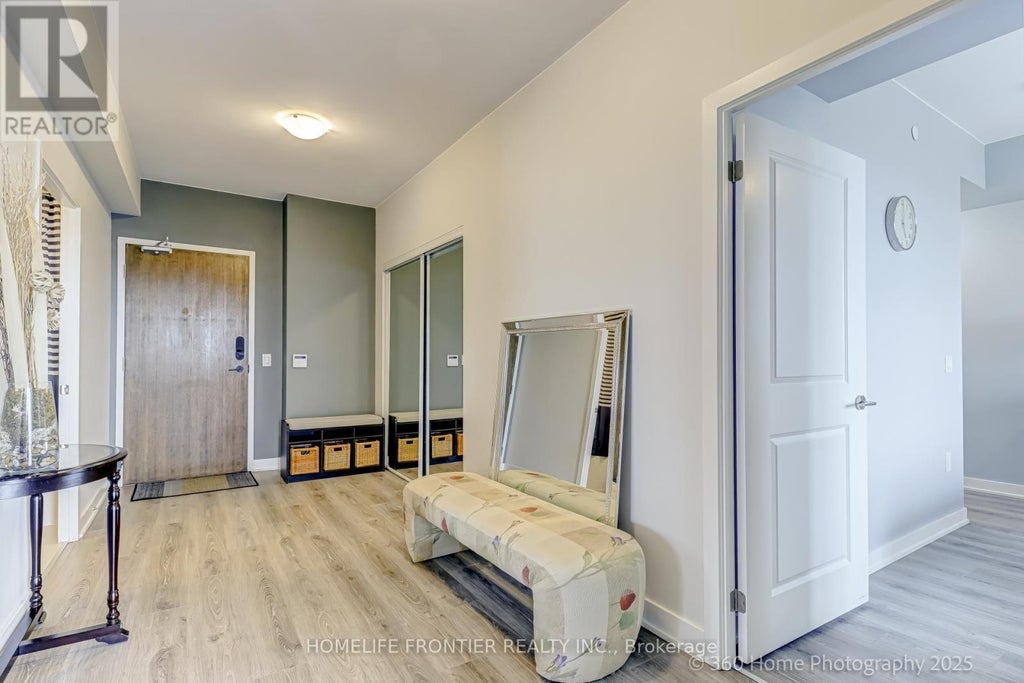 904 - 100 Eagle Rock Way W, Vaughan (maple)