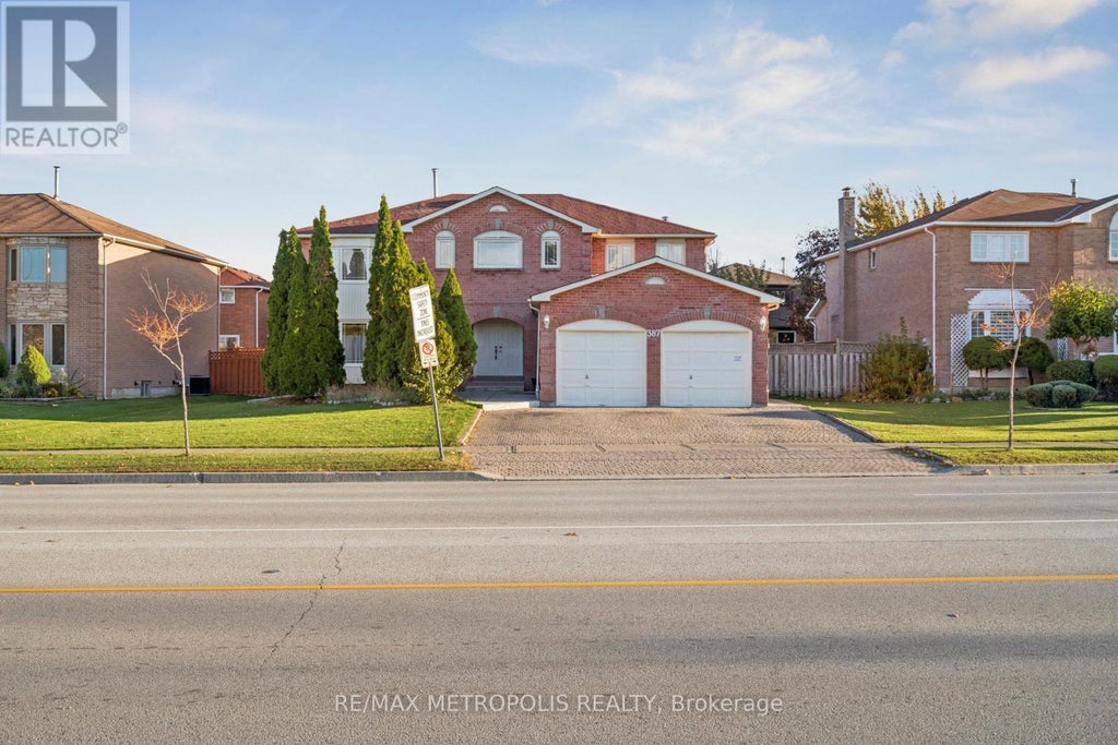 387 Ray Lawson Boulevard, Brampton (fletcher's Creek South)