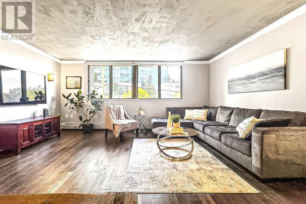 205 - 3 Duplex Avenue, Toronto (newtonbrook West)