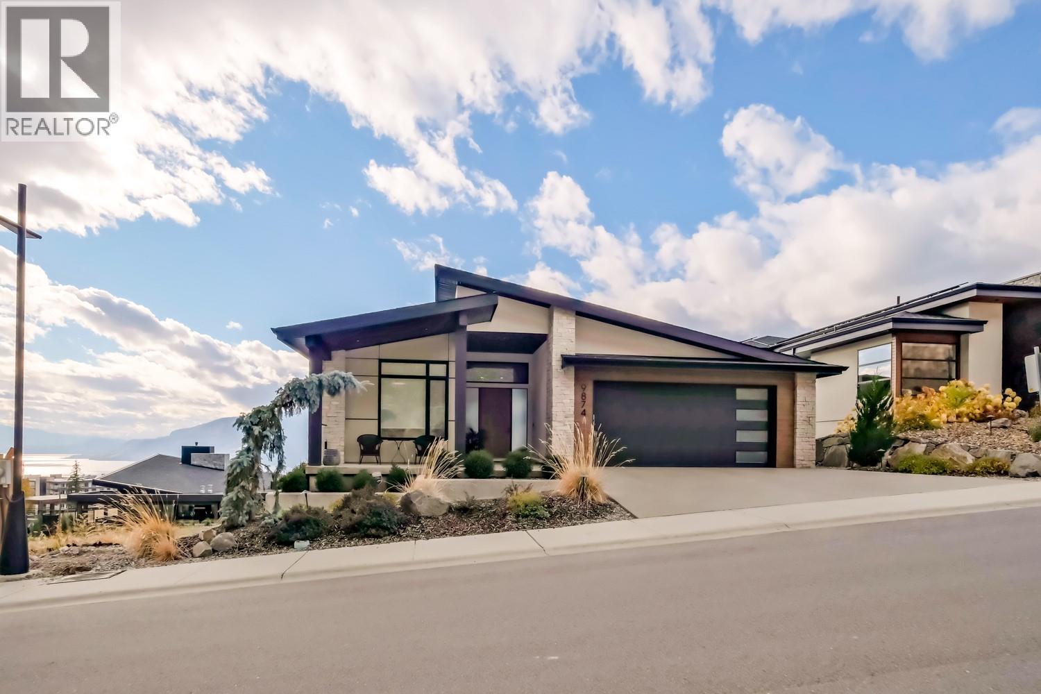 9874 Beacon Hill Drive. Lake Country, British Columbia