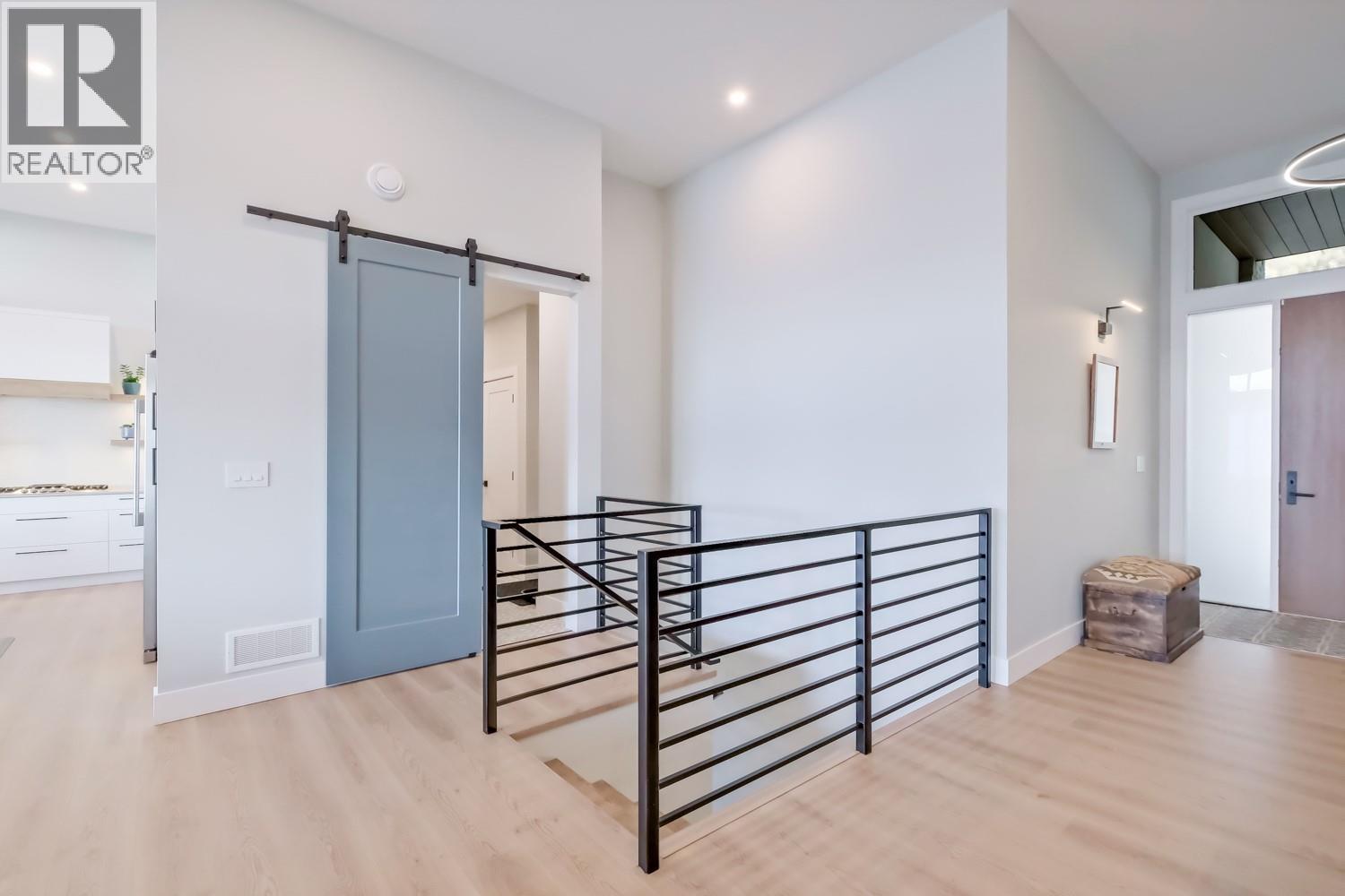 9874 Beacon Hill Drive. Lake Country, British Columbia