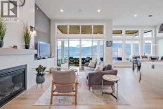 9874 Beacon Hill Drive. Lake Country, British Columbia