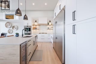 9874 Beacon Hill Drive. Lake Country, British Columbia