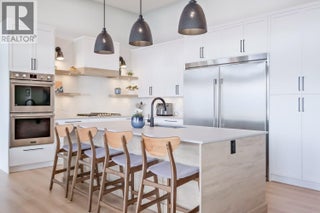 9874 Beacon Hill Drive. Lake Country, British Columbia