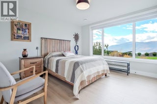 9874 Beacon Hill Drive. Lake Country, British Columbia