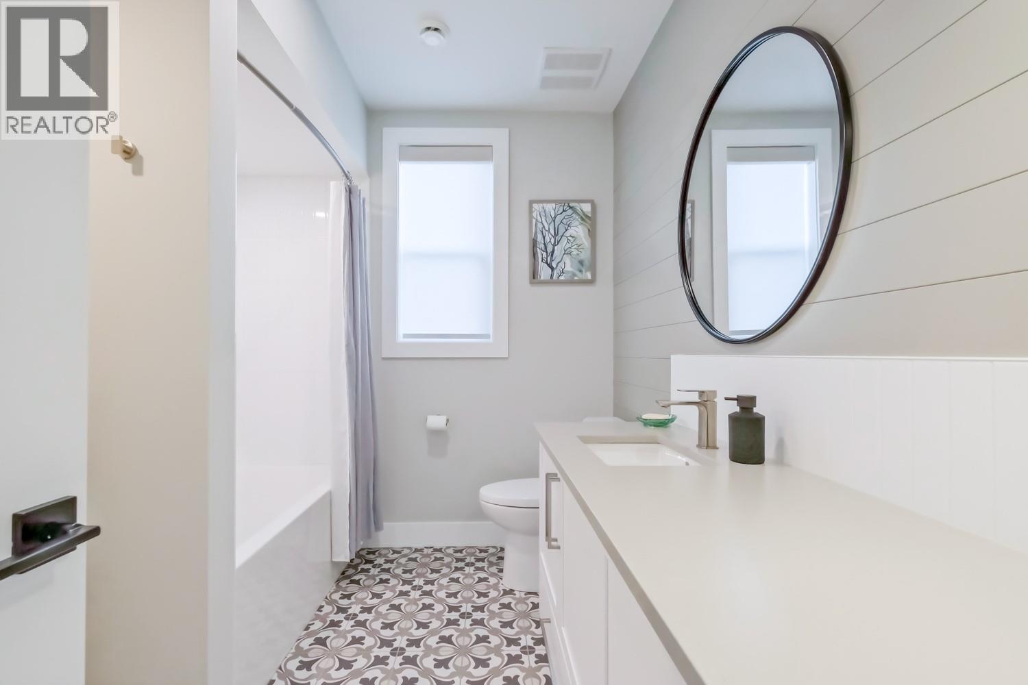 9874 Beacon Hill Drive. Lake Country, British Columbia