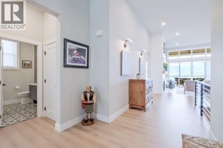 9874 Beacon Hill Drive. Lake Country, British Columbia