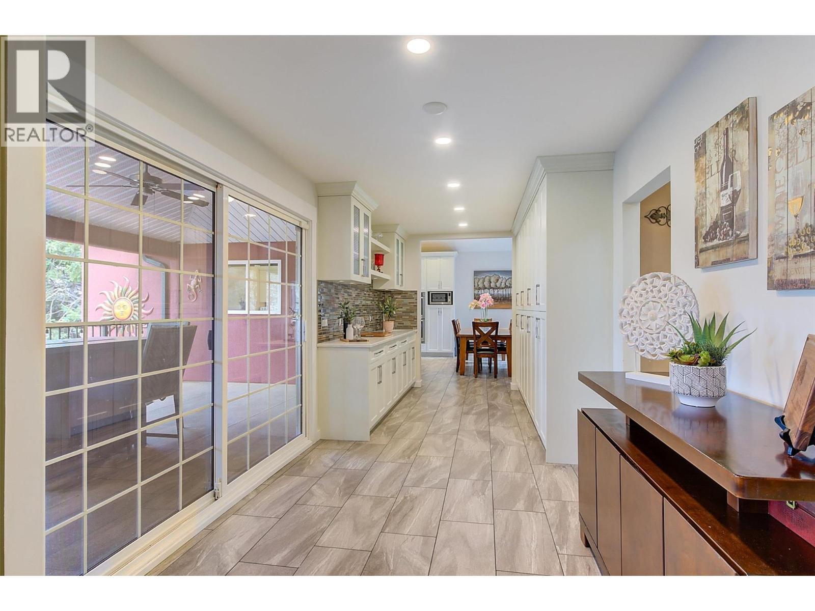 1506 Johnson Street. Summerland, British Columbia