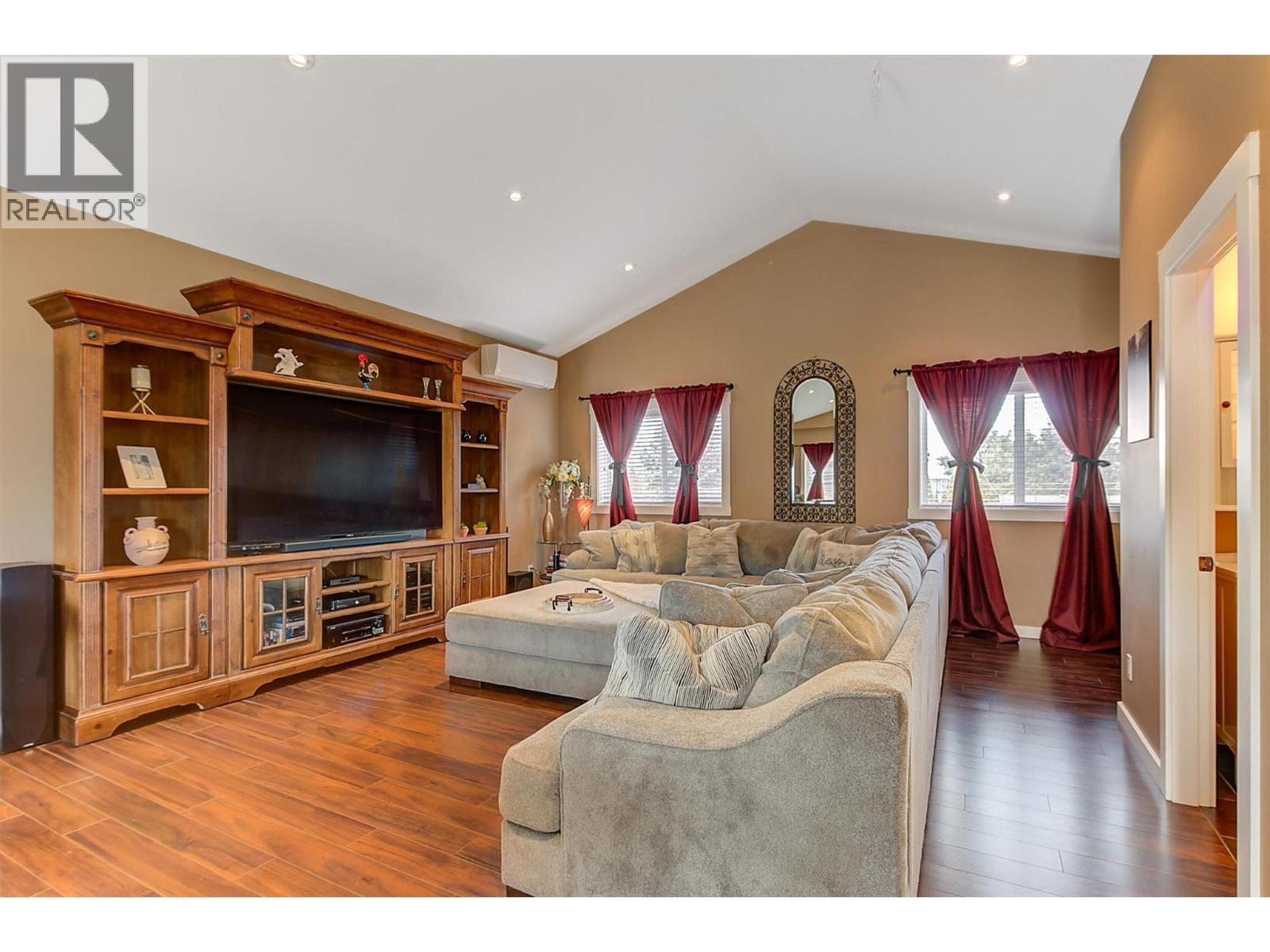 1506 Johnson Street. Summerland, British Columbia