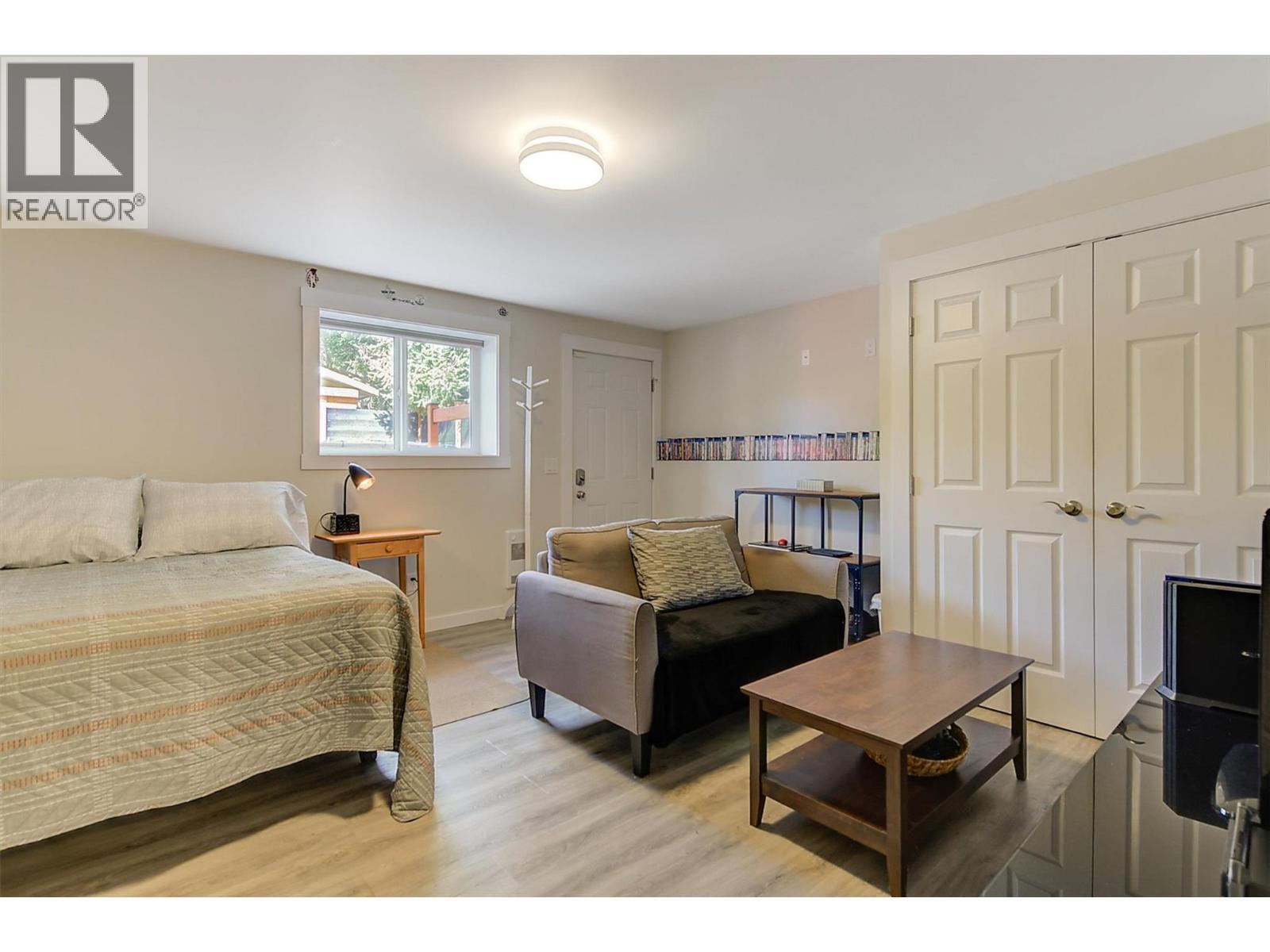 1506 Johnson Street. Summerland, British Columbia