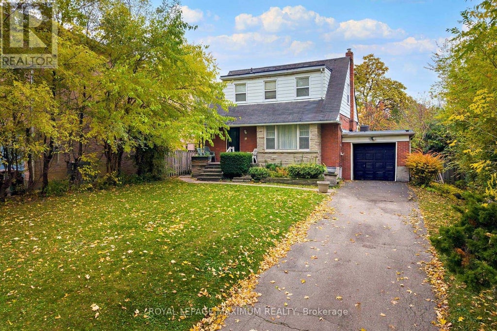 27 King Georges Drive, Toronto (beechborough-Greenbrook)