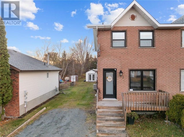 263 Benita Boulevard, Sudbury