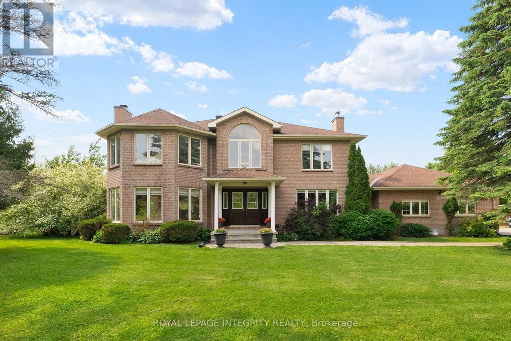 22 Marchbrook Circle, Ottawa