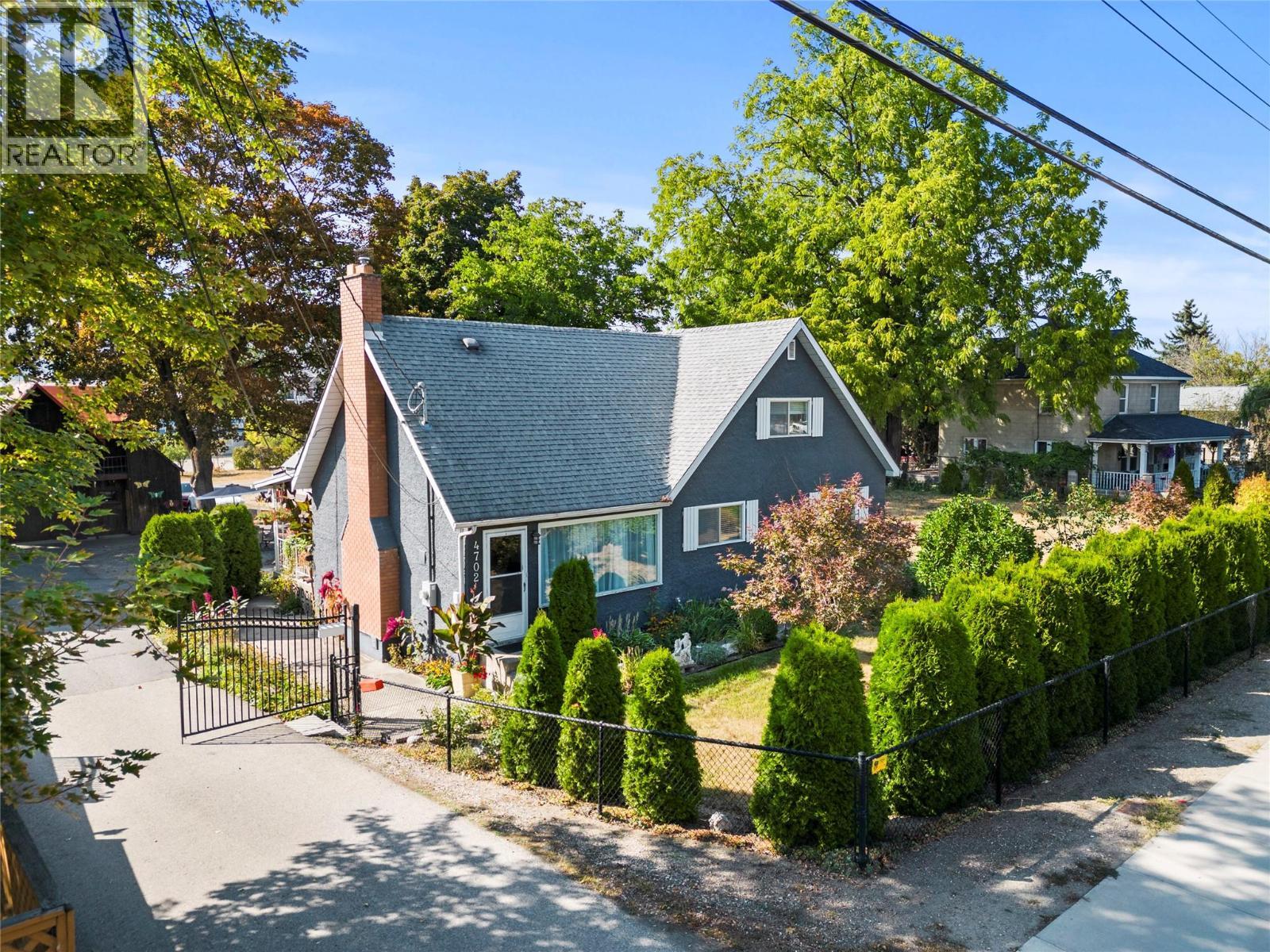 4702 20 Street. Vernon, British Columbia