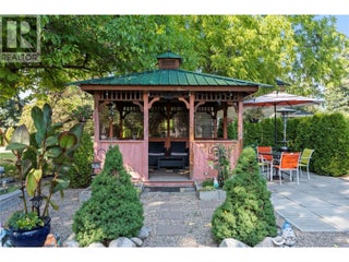 4702 20 Street. Vernon, British Columbia