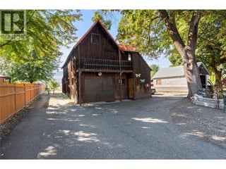 4702 20 Street. Vernon, British Columbia