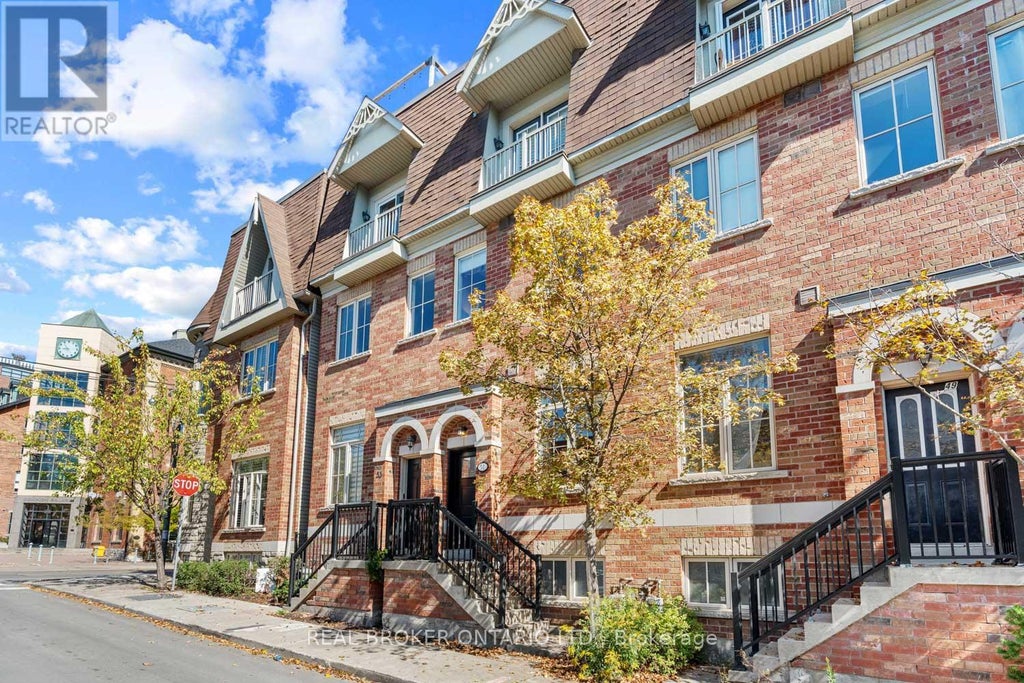 51 Street Paul Street, Toronto (moss Park)