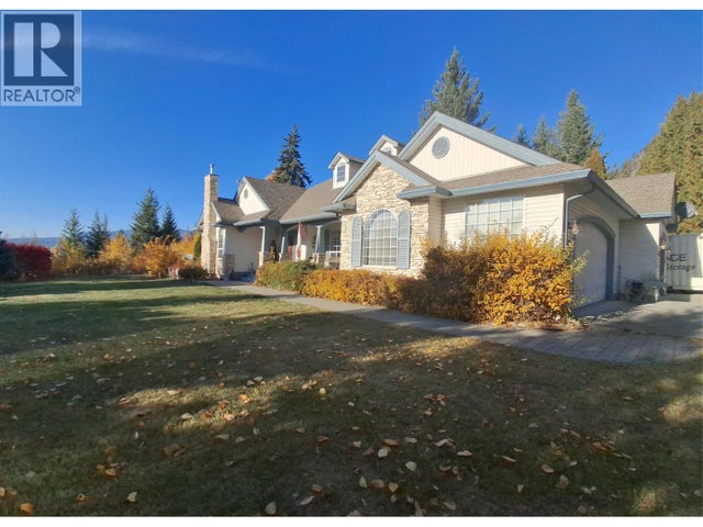 3267 Roncastle Road, Blind Bay