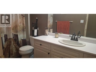 3267 Roncastle Road. Blind Bay, British Columbia