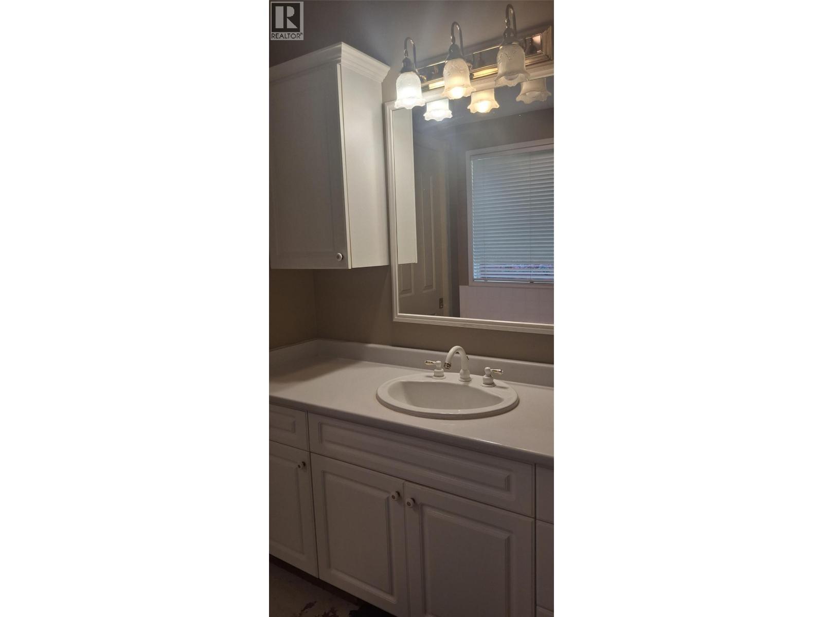 3267 Roncastle Road. Blind Bay, British Columbia