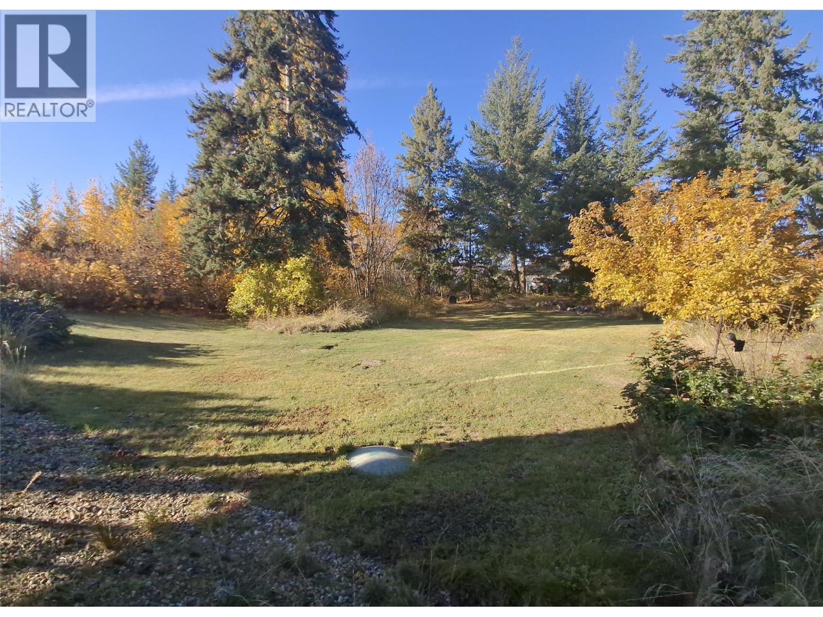 3267 Roncastle Road. Blind Bay, British Columbia