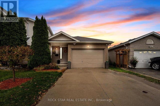 267 Grey Fox Drive, Kitchener