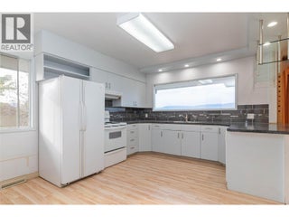 4829 Lakeshore Road. Kelowna, British Columbia