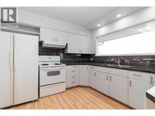 4829 Lakeshore Road. Kelowna, British Columbia