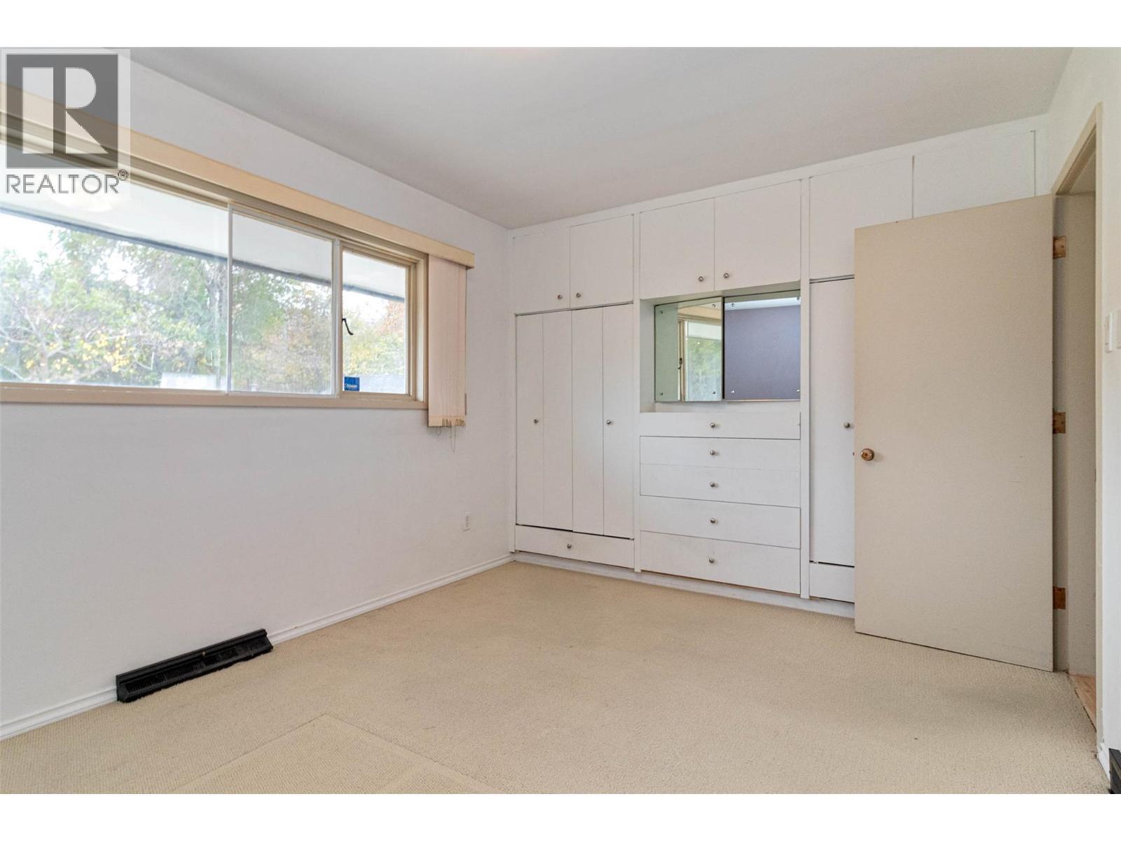 4829 Lakeshore Road. Kelowna, British Columbia