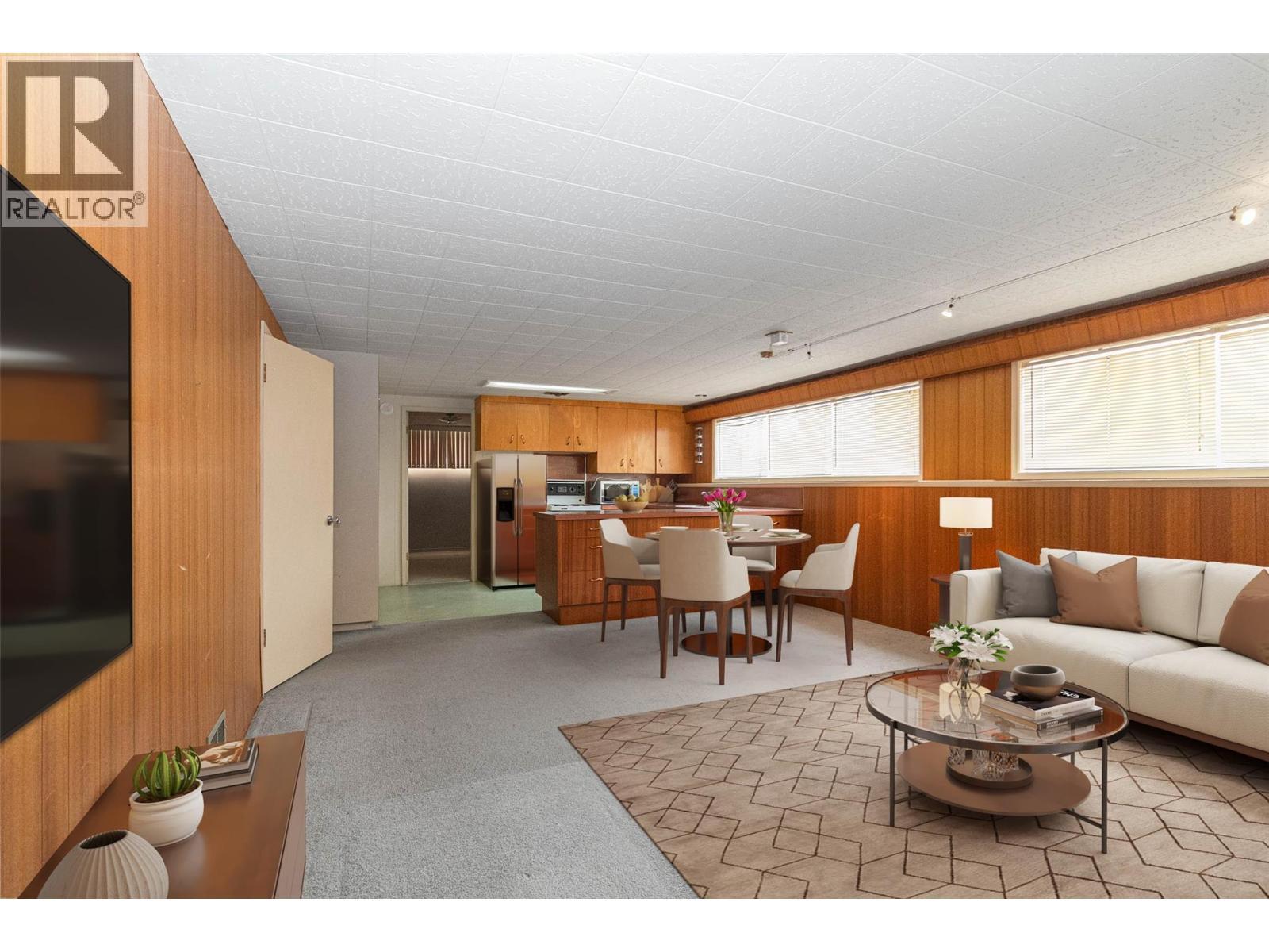 4829 Lakeshore Road. Kelowna, British Columbia