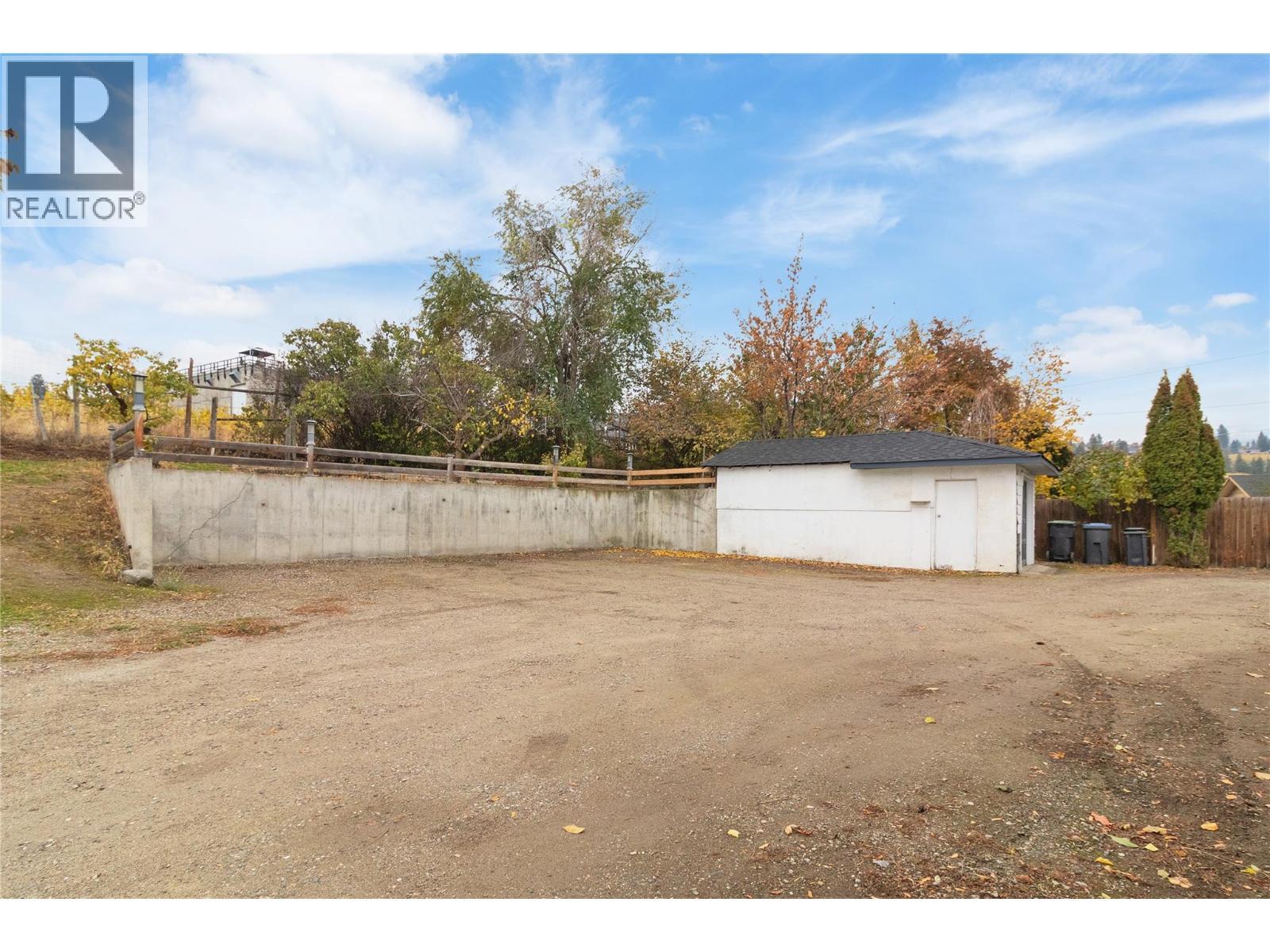 4829 Lakeshore Road. Kelowna, British Columbia