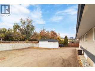 4829 Lakeshore Road. Kelowna, British Columbia