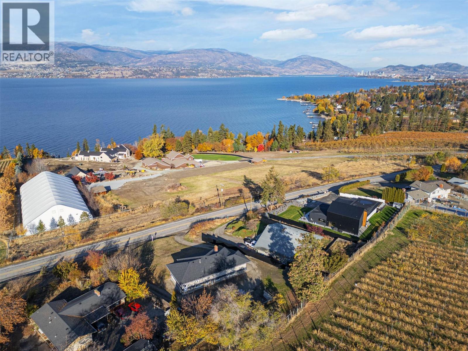 4829 Lakeshore Road. Kelowna, British Columbia