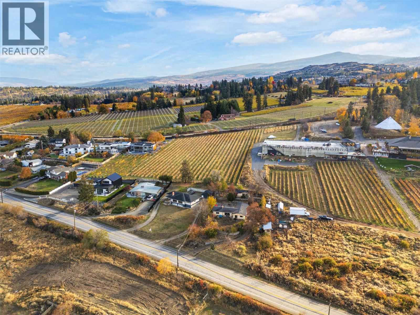 4829 Lakeshore Road. Kelowna, British Columbia