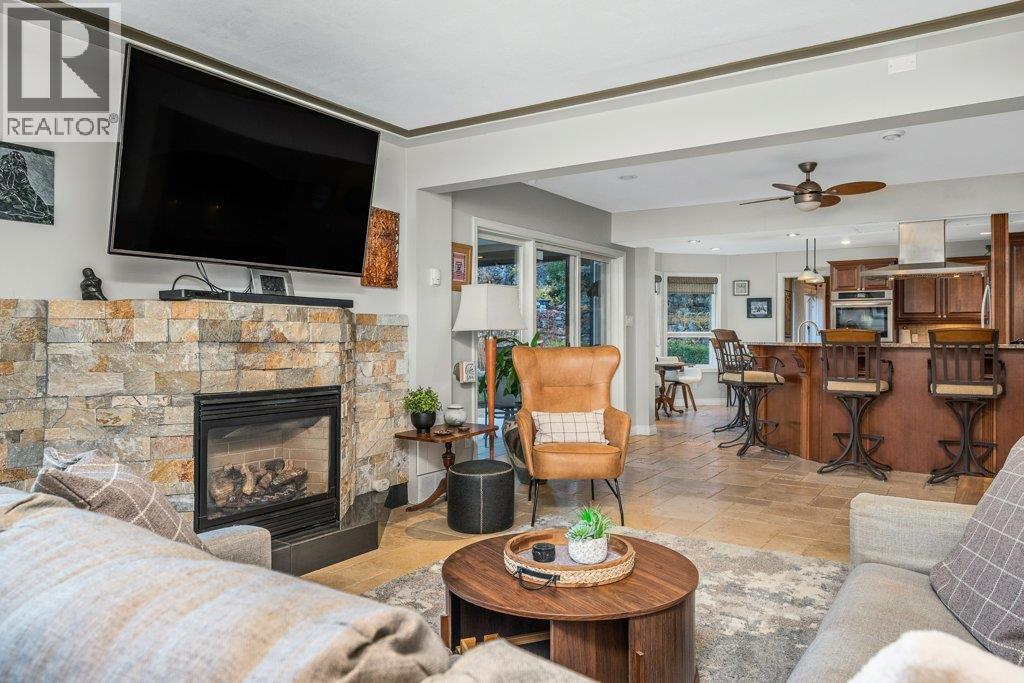 3221 Crosby Road. Vernon, British Columbia