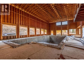 4976 Princeton Avenue. Peachland, British Columbia