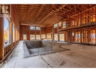 4976 Princeton Avenue. Peachland, British Columbia