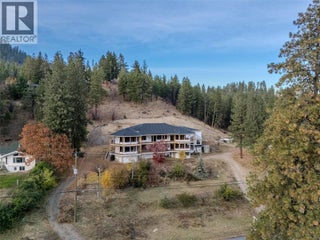 4976 Princeton Avenue. Peachland, British Columbia
