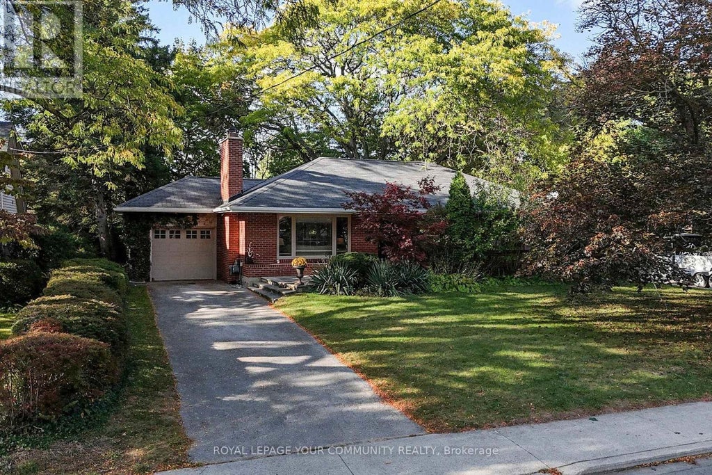 2169 Paisley Avenue, Burlington (brant)