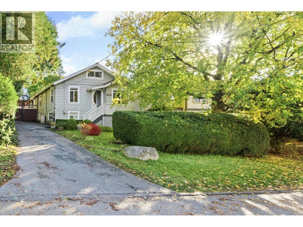 2340 Chesterfield Avenue, North Vancouver