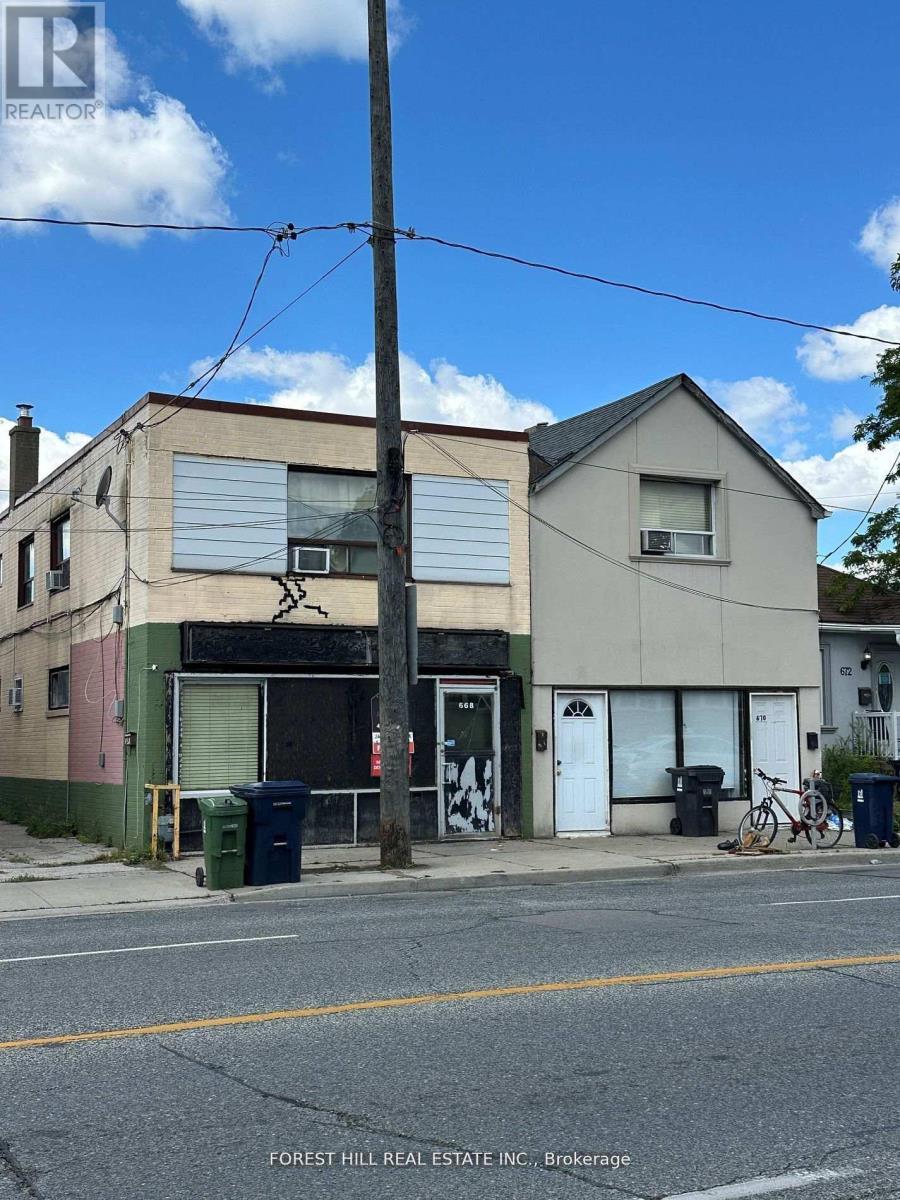 668 Jane Street, Toronto (rockcliffe-Smythe)