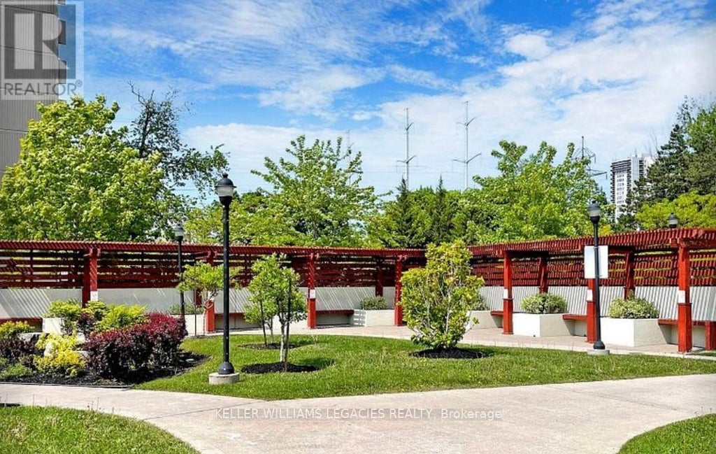 1004 - 715 Don Mills Road, Toronto (flemingdon Park)