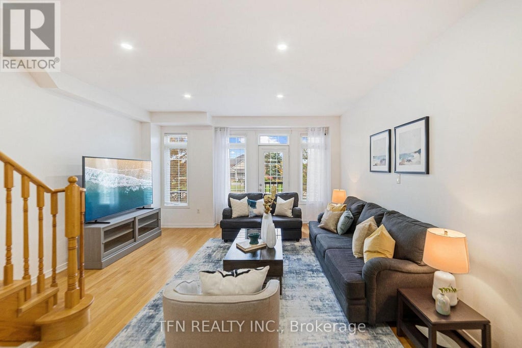 7166 Triumph Lane, Mississauga (lisgar)